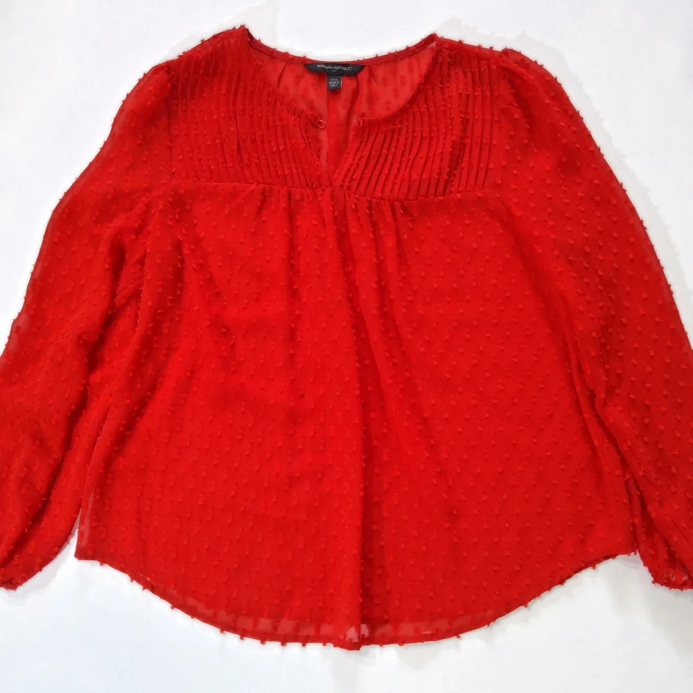 Banana Republic Pleated Clip Dot Blouse‎ Womens XXS Petite Red Sheer Puff Sleeve